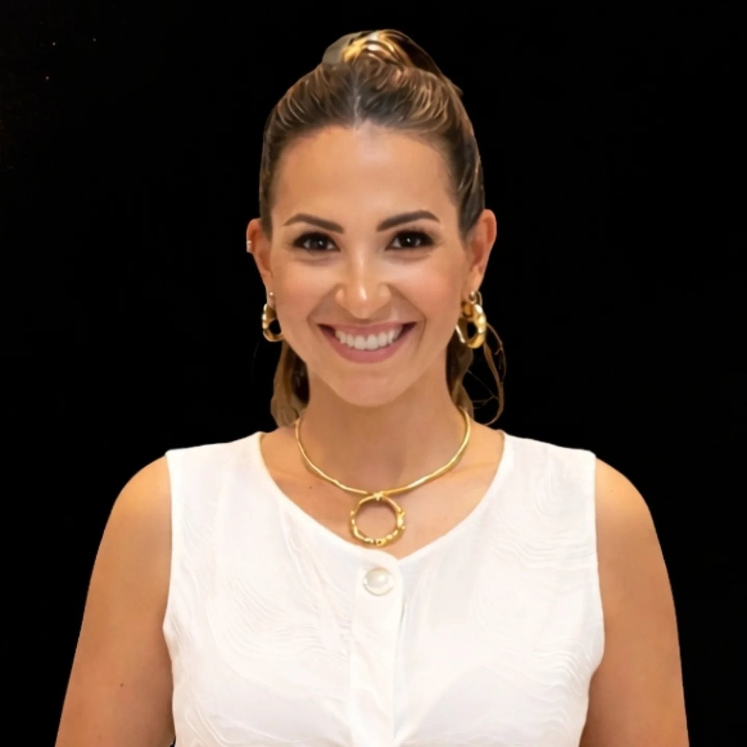 Suélen Leal — Harmonização Corporal